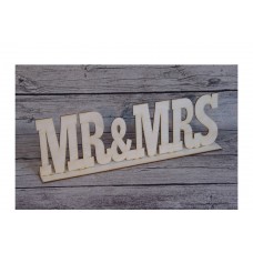 Natúr fa - "Mr & Mrs" felirat talppal 